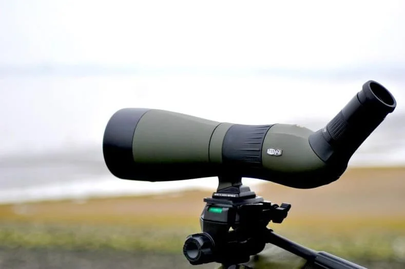 7 Reasons to Choose a Spotting Scope